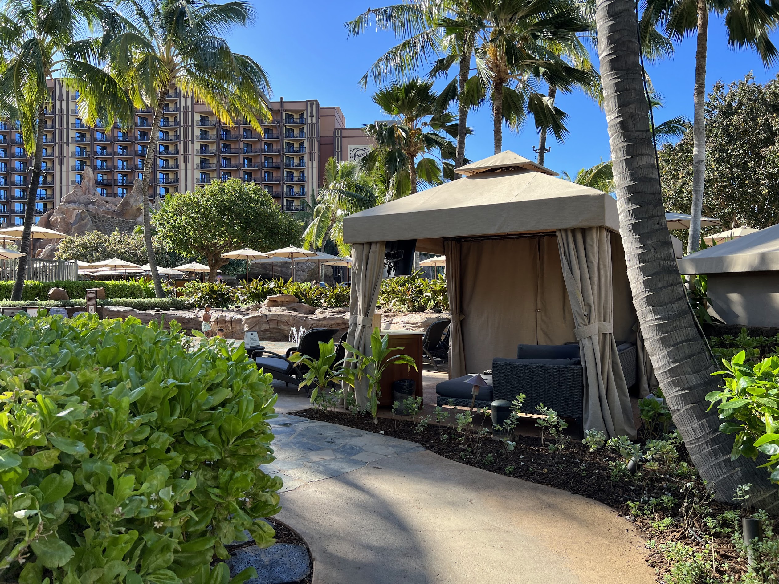 Side view of cabana showing situation relative to the splash pad.